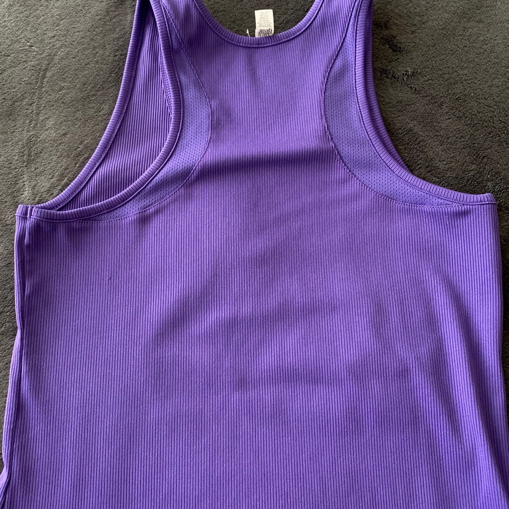 Under Armour Women’s Athletic Tanks - Black and Purple 2 pk Large - Picture 6 of 12
